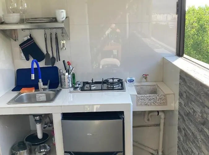 Equipada, Bano Independiente Y Cocina. Cerca Del Centro Historico